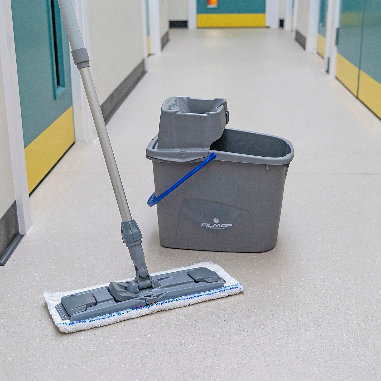 Easy Wash Flat Mop Kit 15L