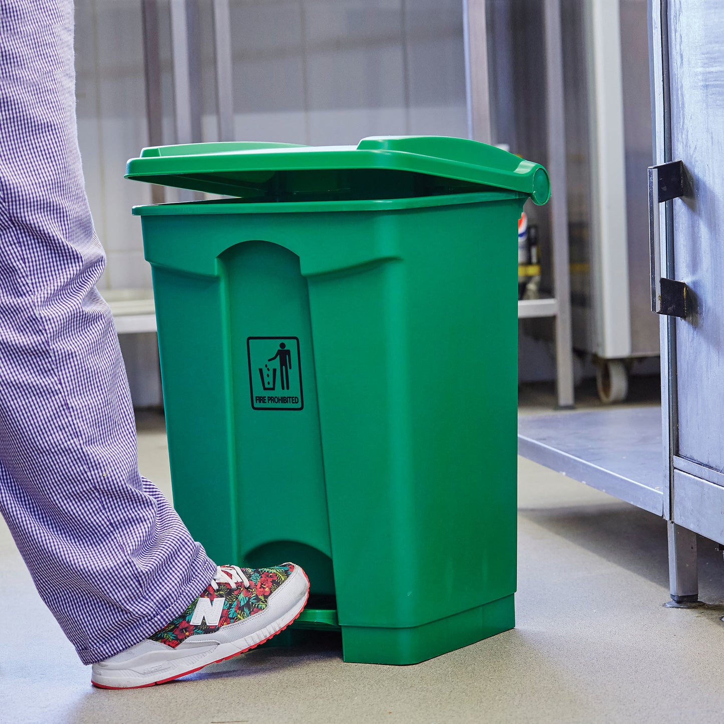 45L Polypropylene Pedal Bin